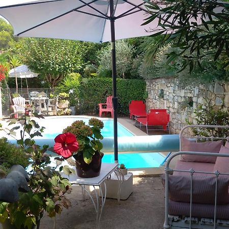 La Sapiniere -Chambres Climatisees Buisson Экстерьер фото