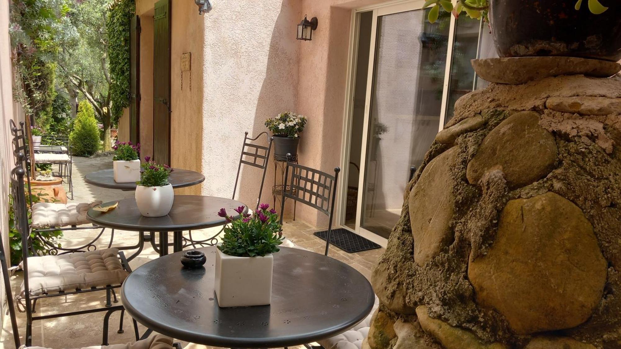 La Sapiniere -Chambres Climatisees Buisson Экстерьер фото